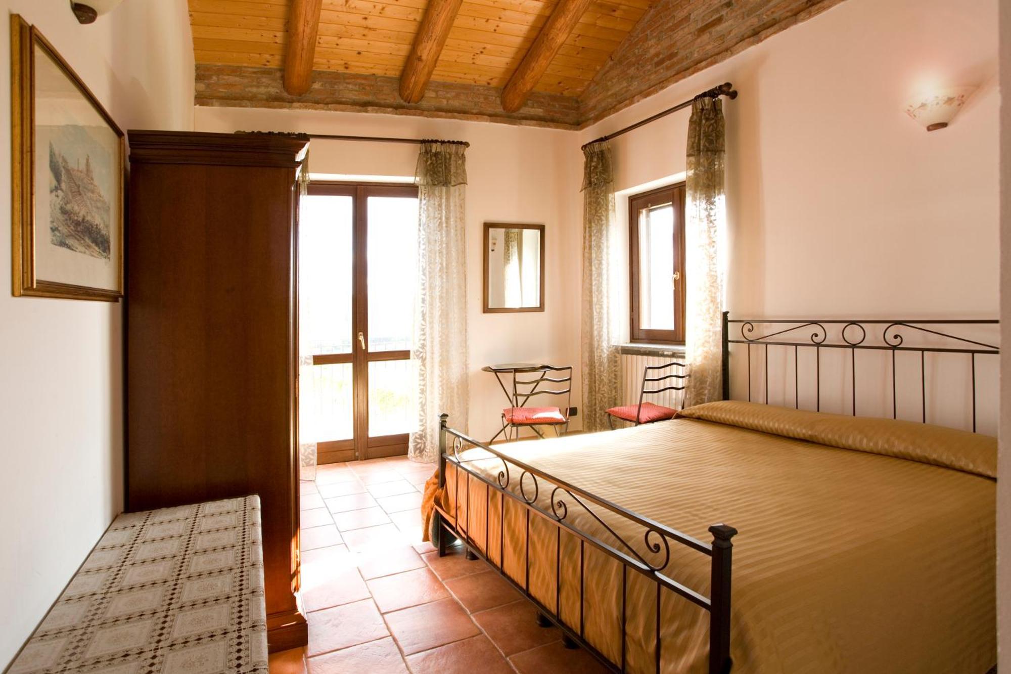 Agriturismo Antichi Poderi Gallina 内维 外观 照片
